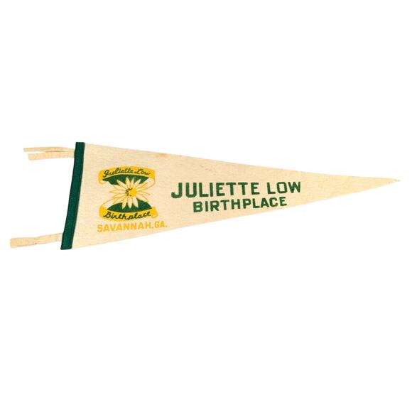Vintage Savannah GA Juliette Low Birthplace Girl Scout Founder Pennant Flag - Picture 1 of 7